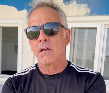 שחקני שיכון המזרח (דף הפייסבוק הרשמי)