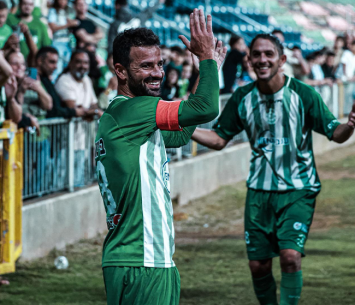 תלה את הנעליים. עומר פדידה (עמית מנגלוס)