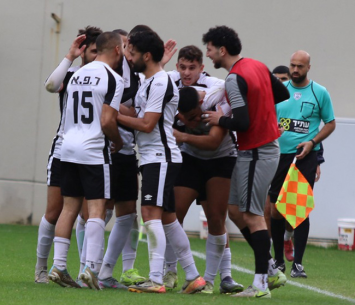 שחקני טמרה חוגגים (דאפר מחאמיד)