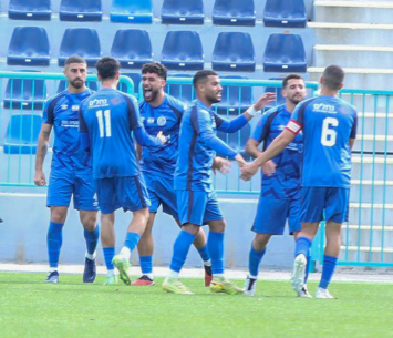 חוגגים מאושר. שחקני נווה שאנן (דאפר מחאמיד)