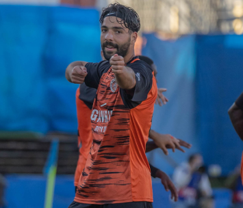 כובש הצמד. סביליה (יאיר רובלט)