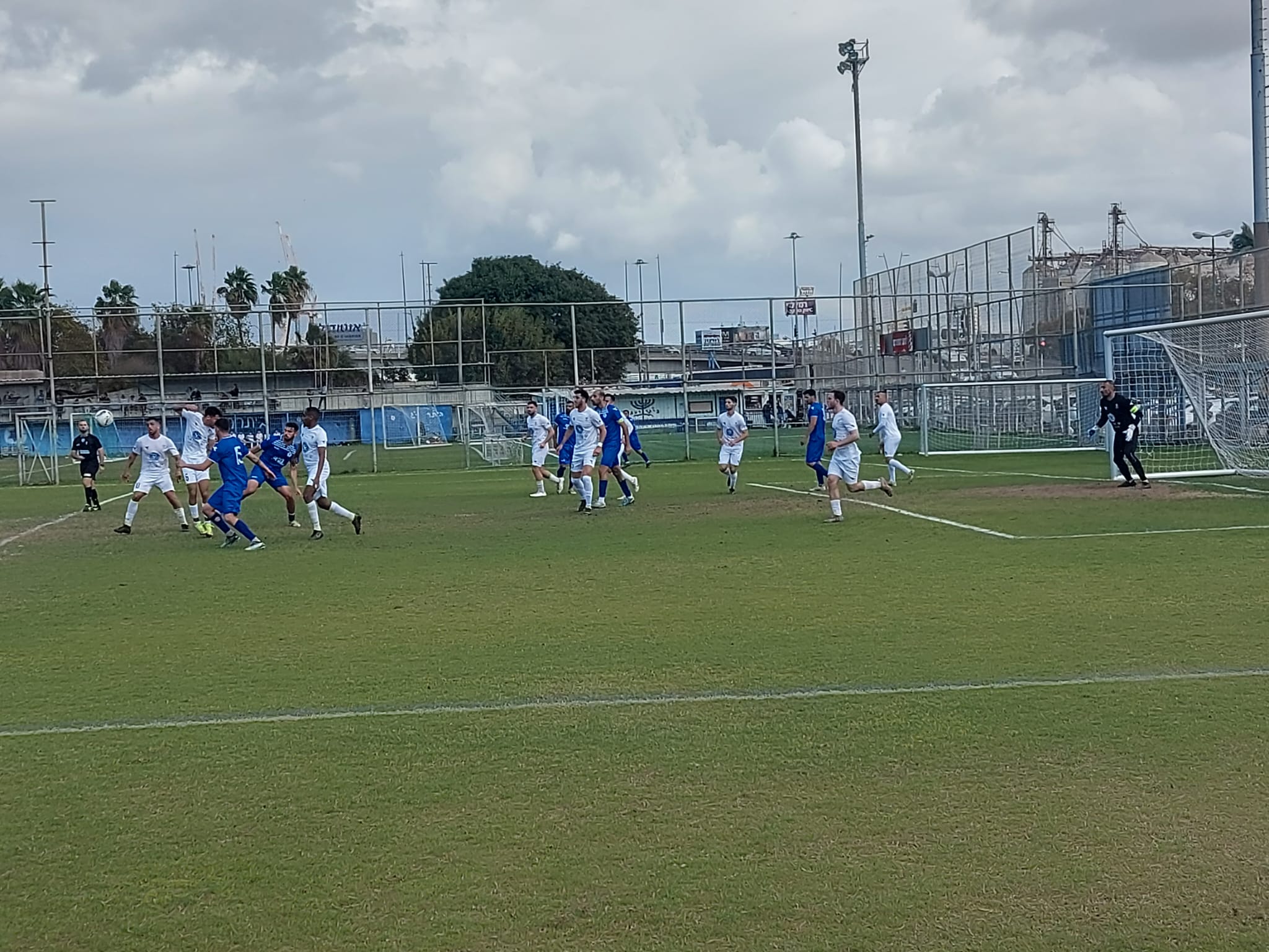 בית"ר ר"ג נגד בית"ר ת"א (אלי שמואלי)