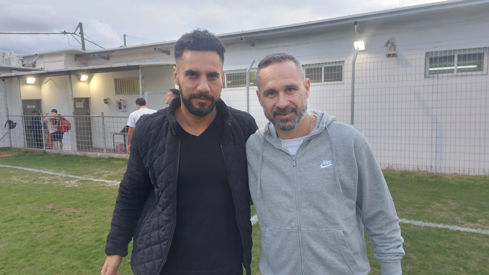 אלי מיכאלי (משמאל) עם אודי כבודי (אלי שמואלי)