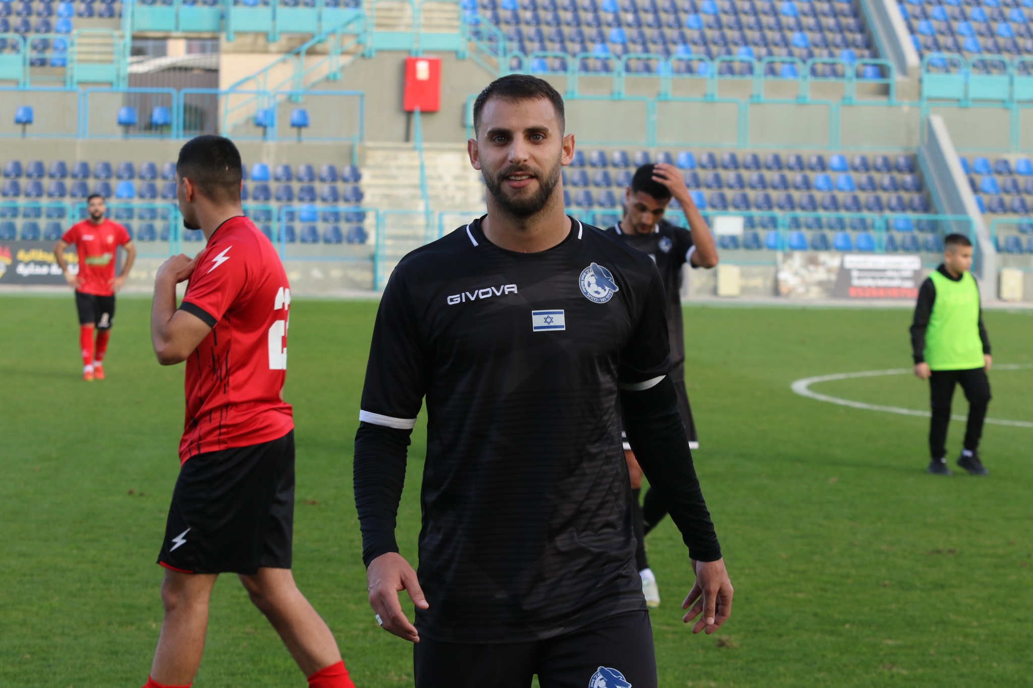 משחק נהדר שלו. אגא (דאפר מחאמיד)