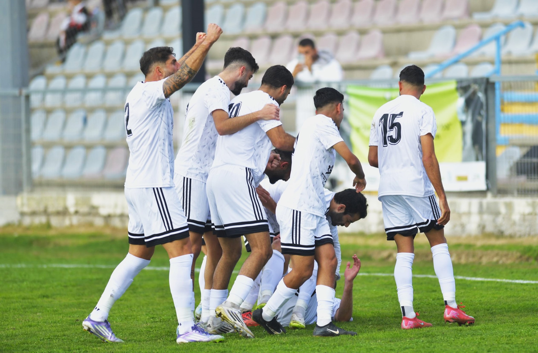 שחקני טירת כרמל (אבי רביבו)