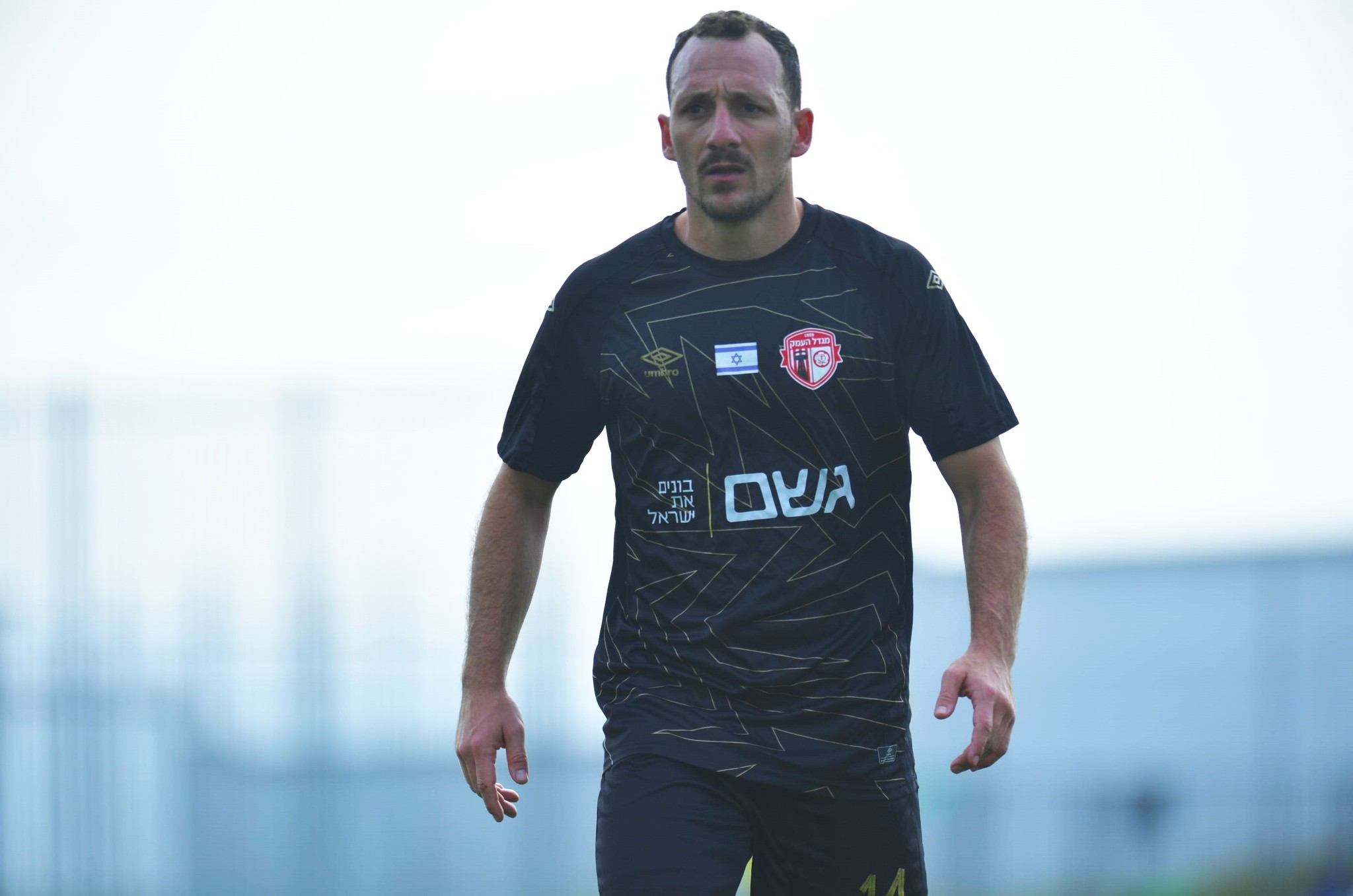 כובש השער השני עוז פרץ (אבי רביבו)