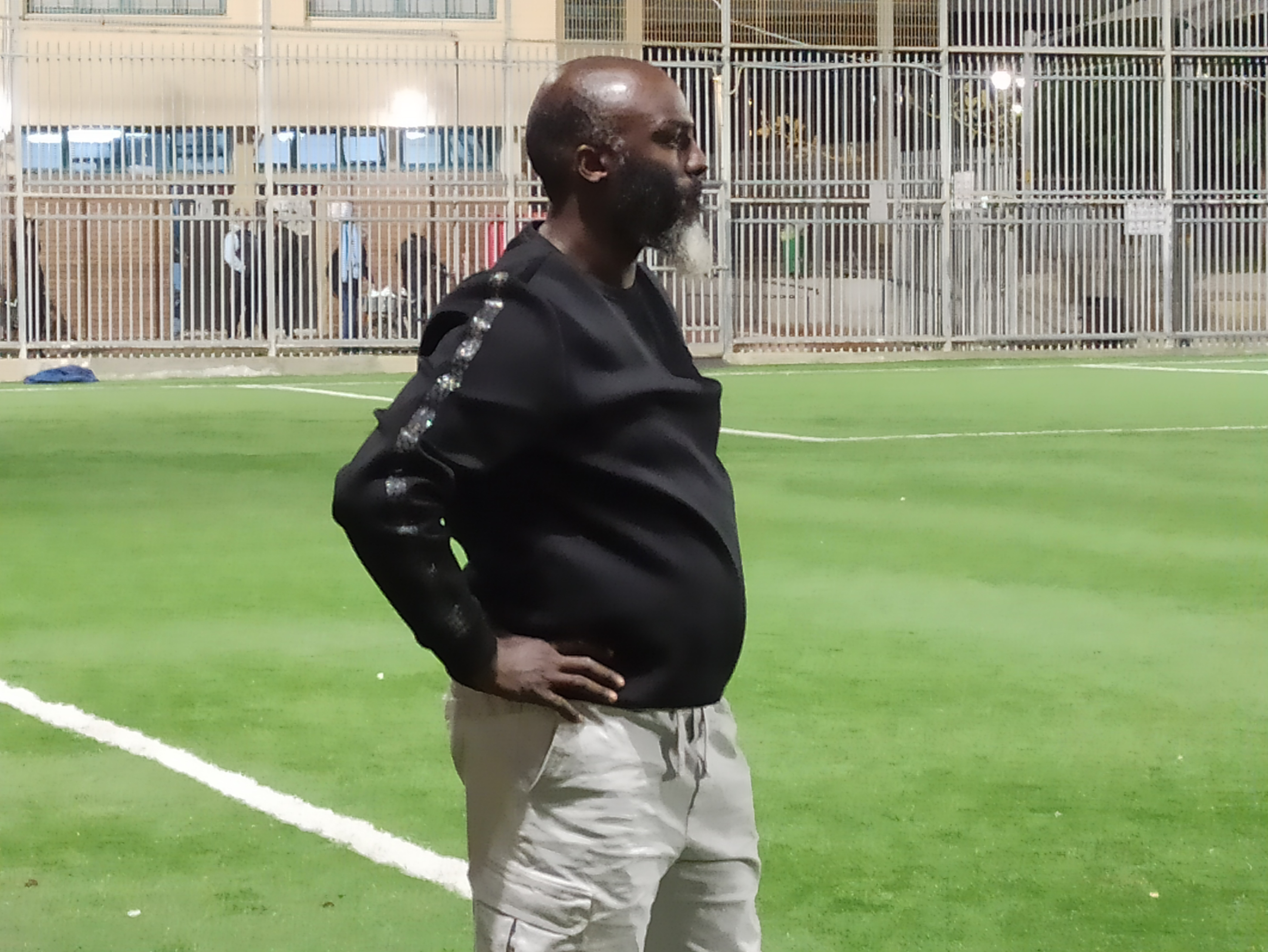 מאוכזב. סלמה מנע (אלון יהודיוף)