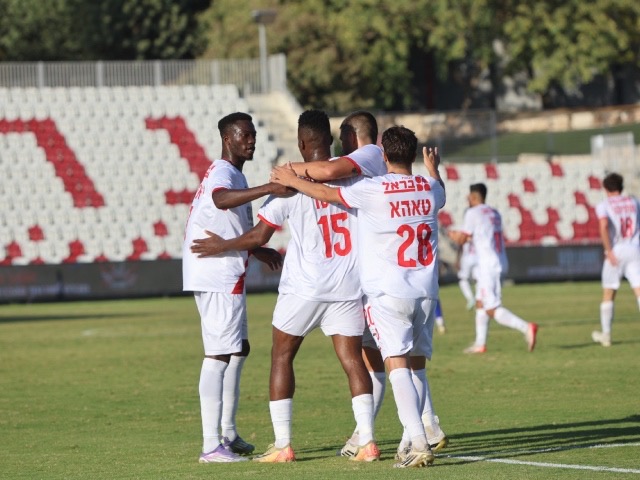 מסתבכת. נוף הגליל (מאור עמר)