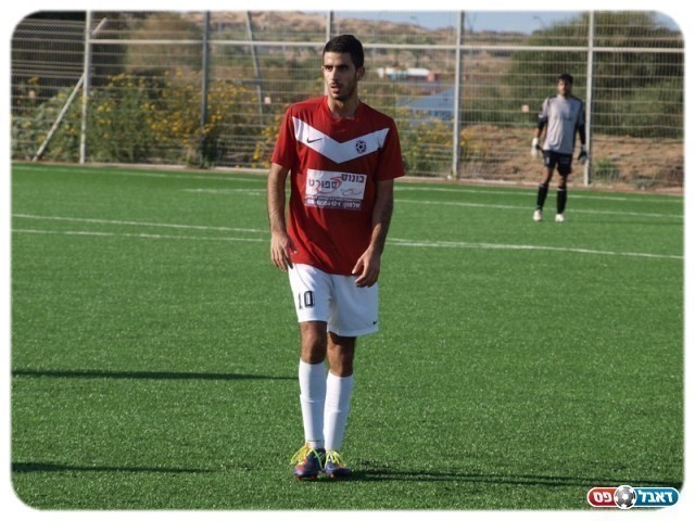 כבש שלושער. דודו סויסה (אלון יהודיוף)