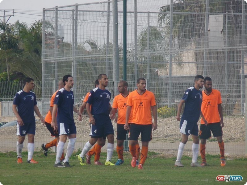 עדיין קרובים לשמשון. שחקני קרית שלום והשקמה (אלי שמואלי)