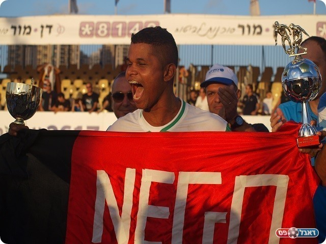 שלושער ענק השאיר בכפר קאסם את האליפות.דינו(צילום:חאדר אניס)