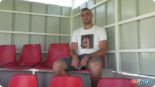 פליקר. מפגין יכולת רעה (שקד מורג)