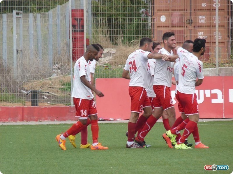 חוגגים את השני (אלי שמואלי)