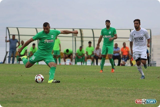 האורחת עם דקות פתיחה טובות (עודד חסין)