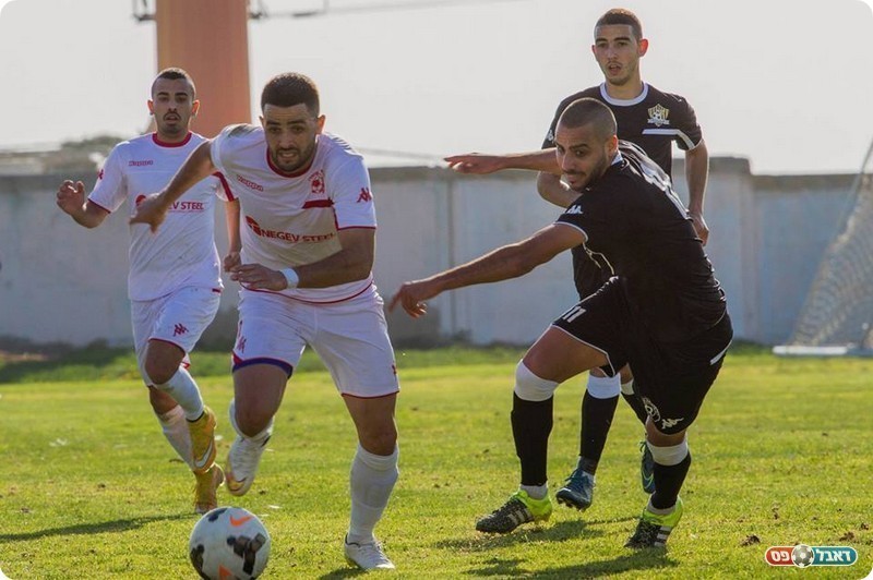 ממשיכות להיות צמודות. דימונה ומ.ס. ב"ש (איציק קדוש)