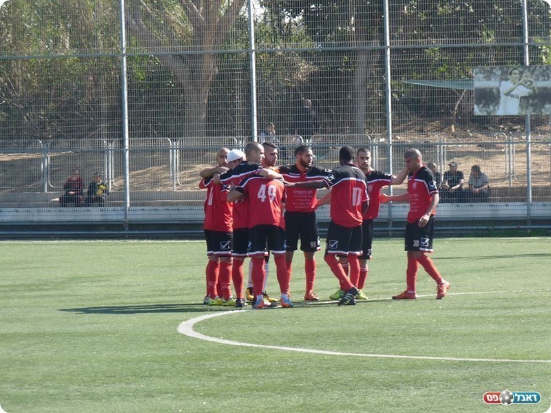 שוב פותחים פערים. שחקני בני יפו (אלי שמואלי)