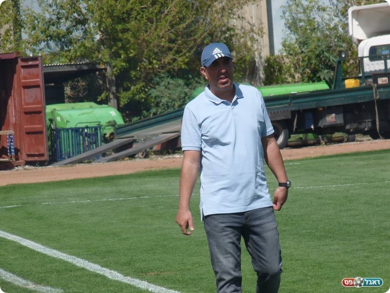 עם הפנים לדימונה. שלומי שלמה (אלי שמואלי)