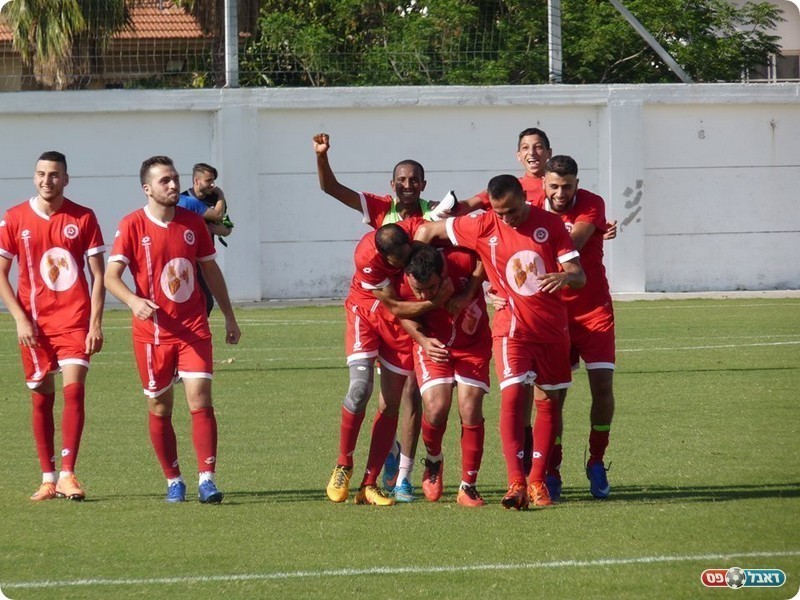 בשנה הבאה בליגה א'? שחקני טירה חוגגים (אלי שמואלי)