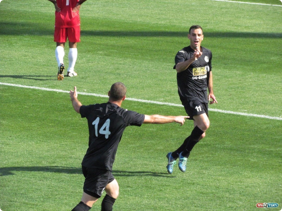 עלו מהמקום השלישי. שחקני נשר (חאדר אניס)