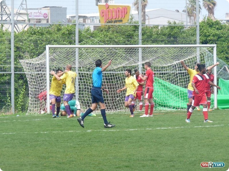 הראשון של חולון (אלי שמואלי)