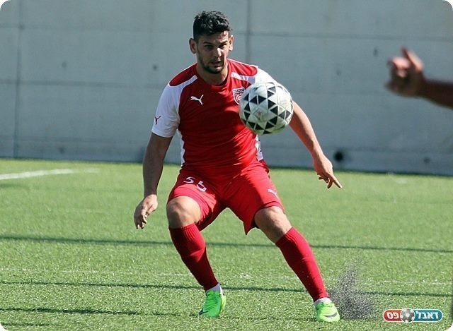 יוני רביבו (לירן דורף)