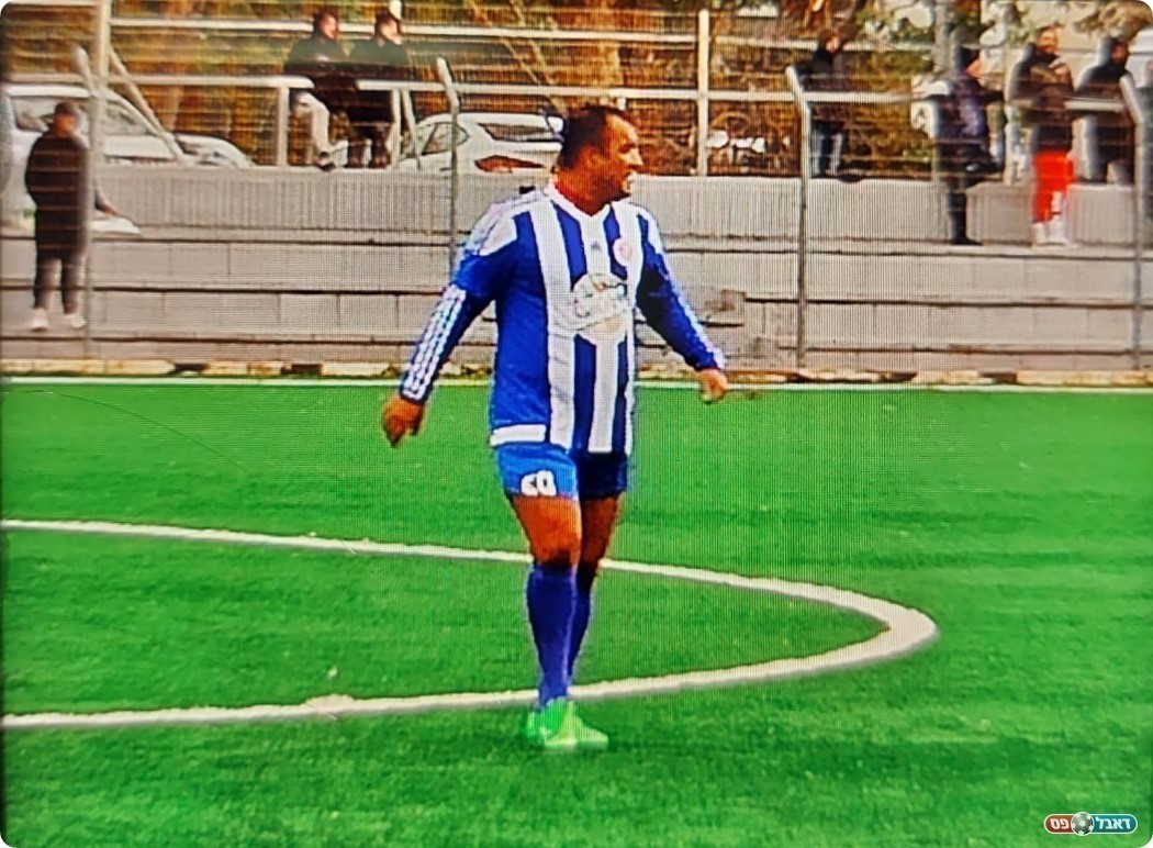 היה פעלתן מהרגע שנכנס. אייל דואק (אלון יהודיוף)