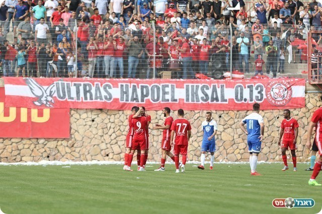 קראקרה סגר סיפור תוך שתי דקות (וואסים מוואסי)