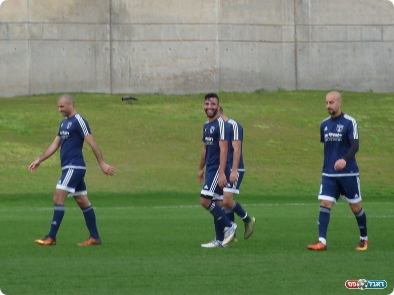 עוד צעד בדרך למטרה. שחקני בית דגן (אלי שמואלי)