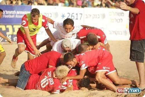 הפתעת העונה  הפועל ב"ש חוגגת מקום הראשון
