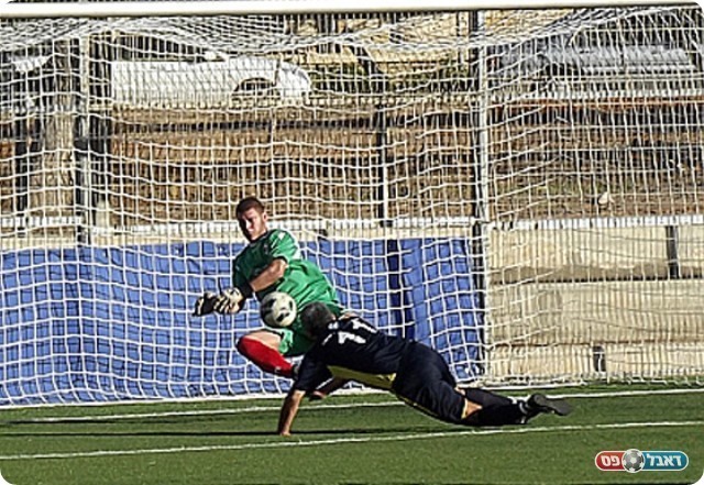 נבדל מוצדק. כוכבי כובש (צילום: אייל אורן)