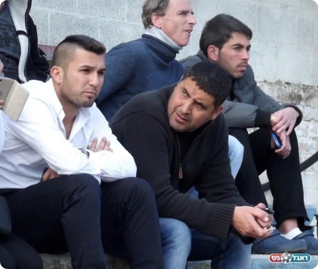 מוצהב. סרור ליד נעים (צילום: אייל אורן)