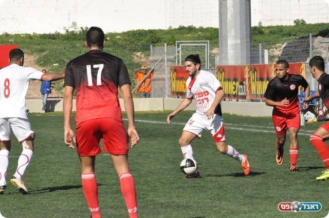 קישור? אין דבר כזה. אטיאס (צילום: חאדר אניס)