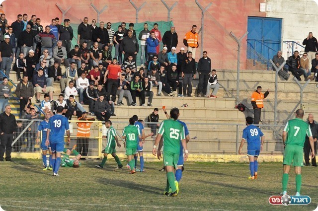 אדום טיפשי. חירבאוי מורחק (צילום: חאדר אניס)