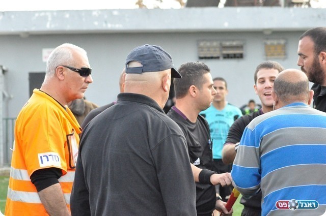 השכנועים (צילום: חאדר אניס)