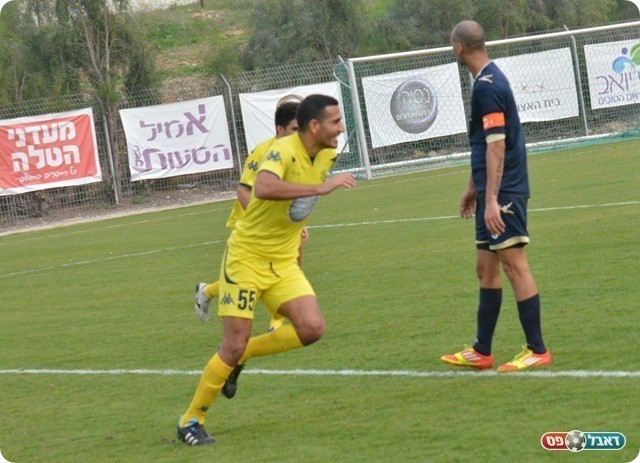 וחוגג (צילום: ולדי מויסייב)