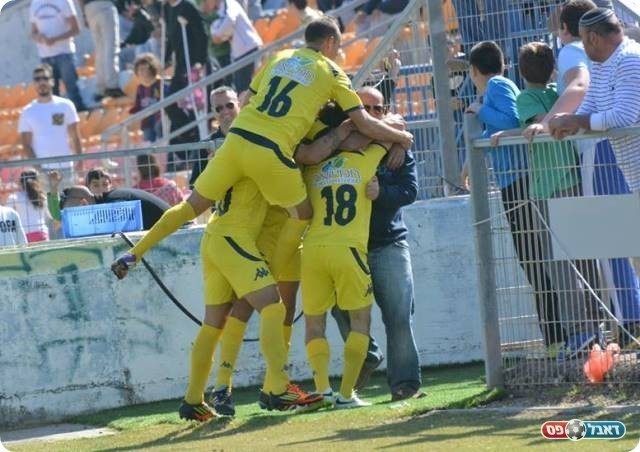 עם כולם (צילום: ולדי מויסייב)