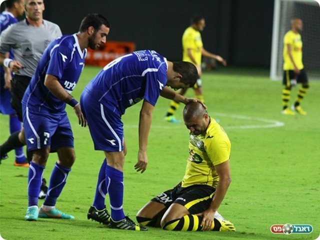 נפצע והחולף, ערן לוי (צילום: שלומי גבאי)