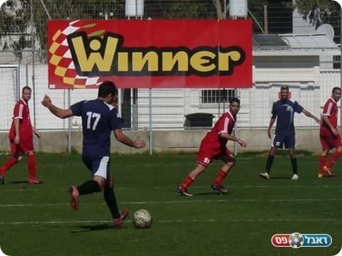 השקמה נגד נוה גולן (אלי שמואלי)