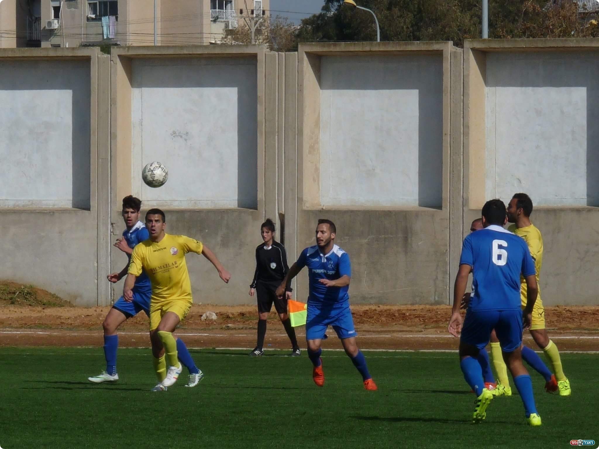 הפועל חולון נגד בית"ר ר"ג (אלי שמואלי)