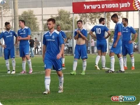 בעונה הבאה דרבים מול השקמה, שיכון וספרטק. שחקני בית"ר ר"ג (אלי שמואלי)