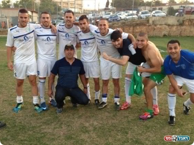 ממשיכים את החלום. שחקני צפרירים חולון 