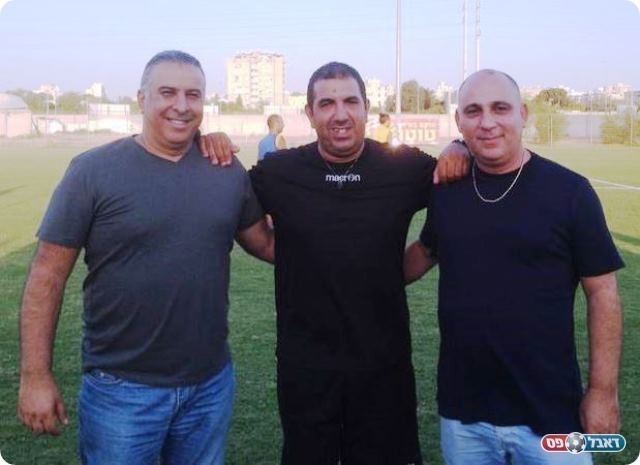 פקטור משמעותי בצמרת. שלמה (במרכז) יחד עם ששון ודליאן (אלי שמואלי)