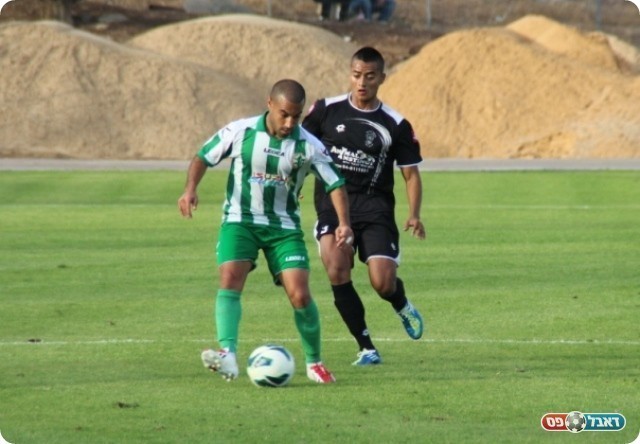 דלייה יכלה לעקוץ. דוד ומתן פלג (צילום: עודד חסין)