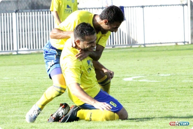 המהפך. תנעמי חוגג עם חזות (צילום: שי מוגילבסקי)