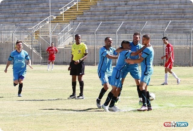 והחגיגה (עבדאללה אזברגה)