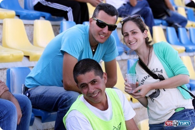 הפנים החדשות של מלאכי. רפי אזולאי, לאה גורליק ודני נחמיאס (רועי אסרף) 