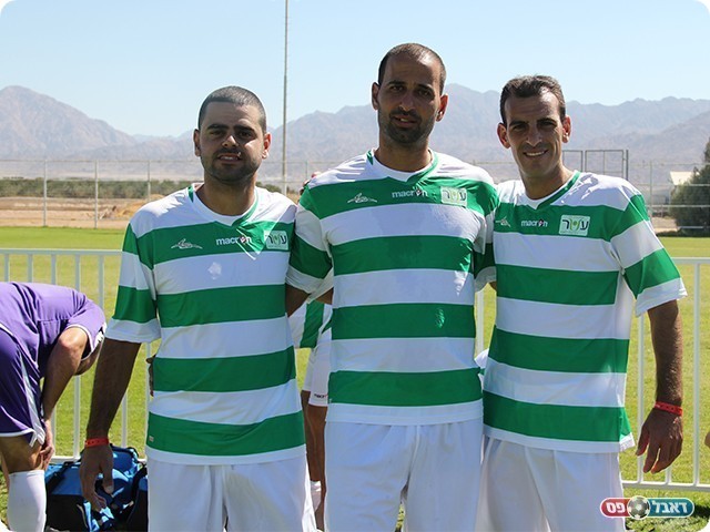 כובשי שערים (מימין לשמאל) חלבי, בן סימון ופרץ (צילום: מוחמד חאדר אניס)