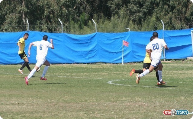 מתפרצת. פשאי כובש (אייל אורן)