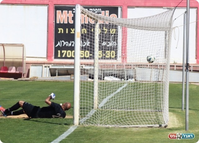 עראבה הרימה ידיים. השלישי של טבריה (צילום: עודד חסין)