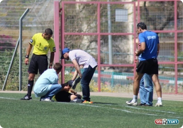 חזר לרוץ על הקווים. ג'ברין מקבל טיפול (עודד חסין)